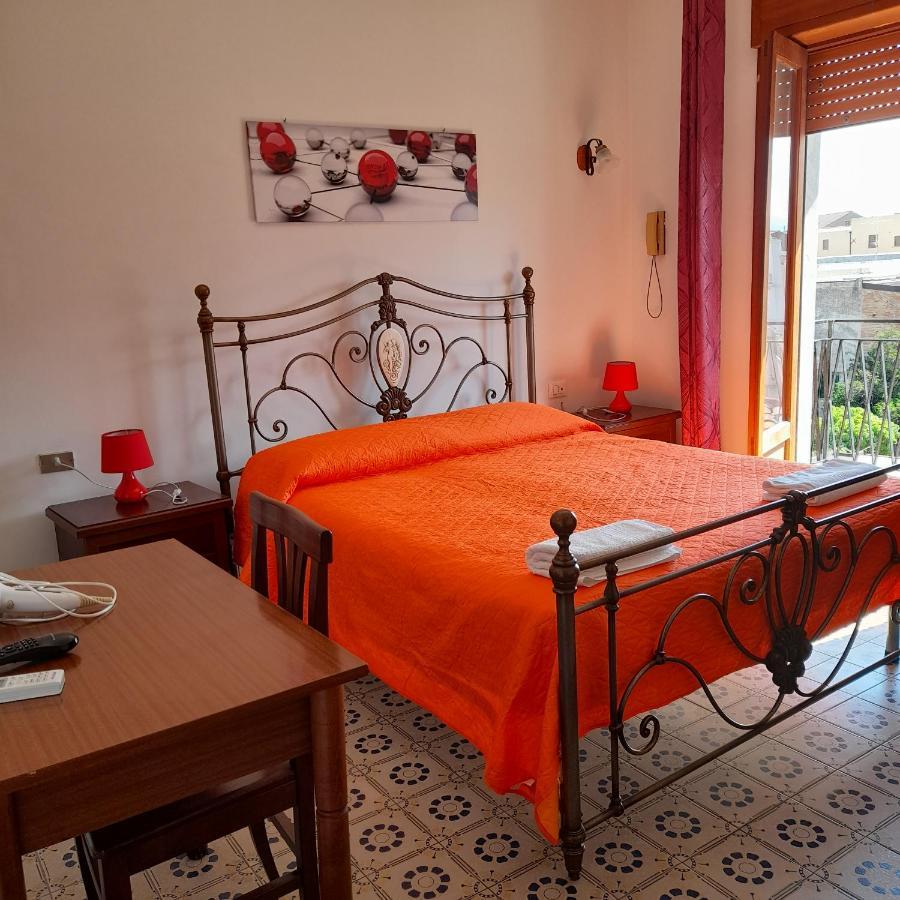 Hotel California Milazzo Exterior foto
